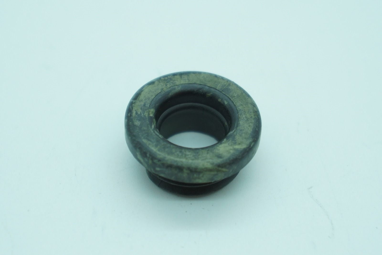 Genuine OEM Briggs & Stratton Part # 281370S Dipstick Tube Seal