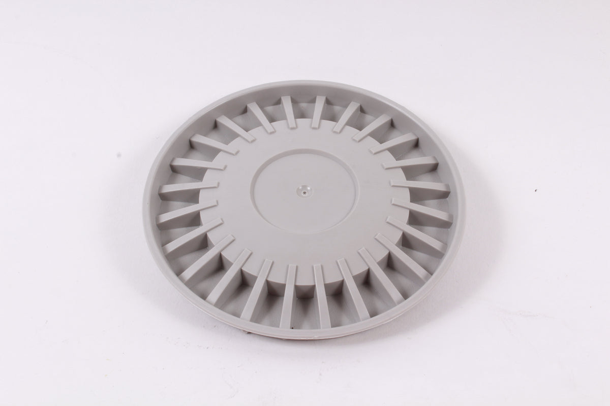 MTD 731-0981C Gray Hub Cap Fits Craftsman Huskee Troy Bilt White Yard Man